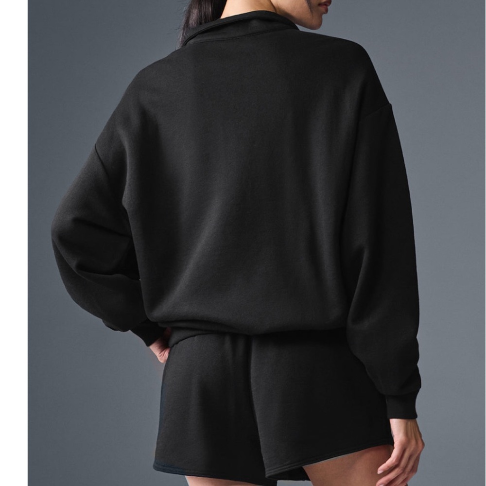 Like New! Alo Accolade Black 1/4 Zip Cozy Sweatshirt and Shorts Set-Size Large - Picture 2 of 3